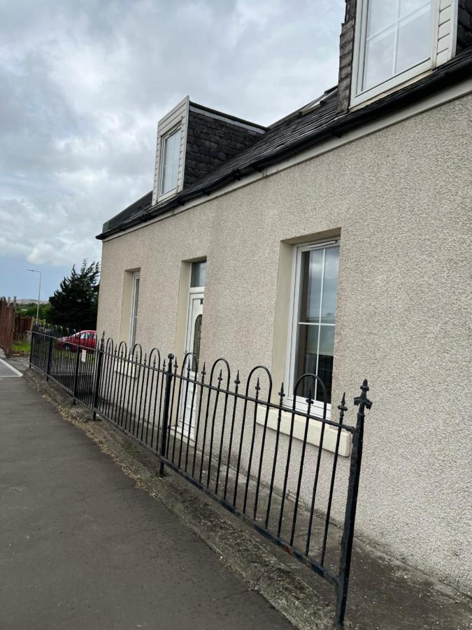 4 Bed Bungalow Near Airport 爱丁堡 外观 照片
