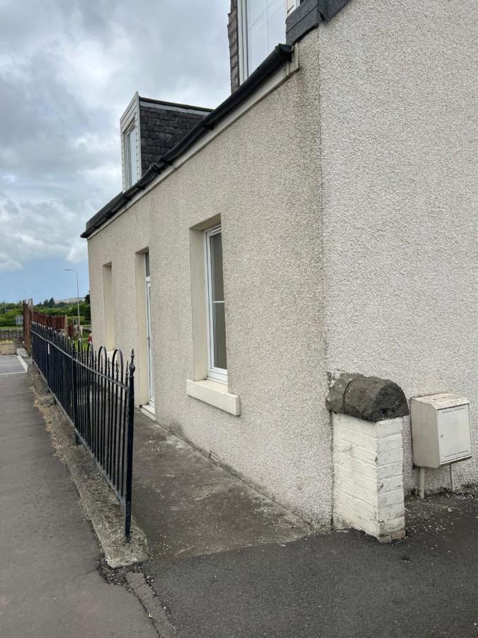 4 Bed Bungalow Near Airport 爱丁堡 外观 照片
