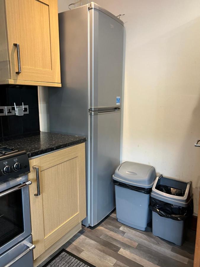 4 Bed Bungalow Near Airport 爱丁堡 外观 照片